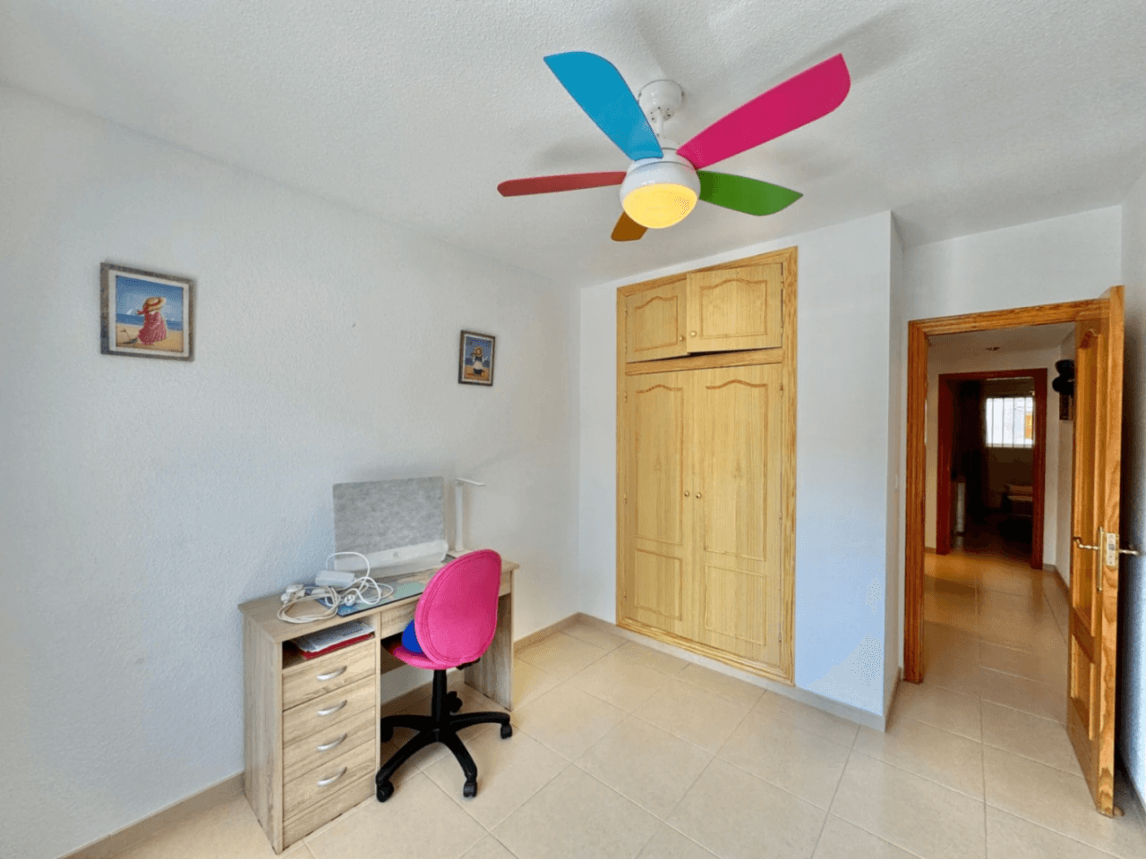 Acogedor apartamento de 3 dormitorios en el corazón de El Albir con piscina y garaje