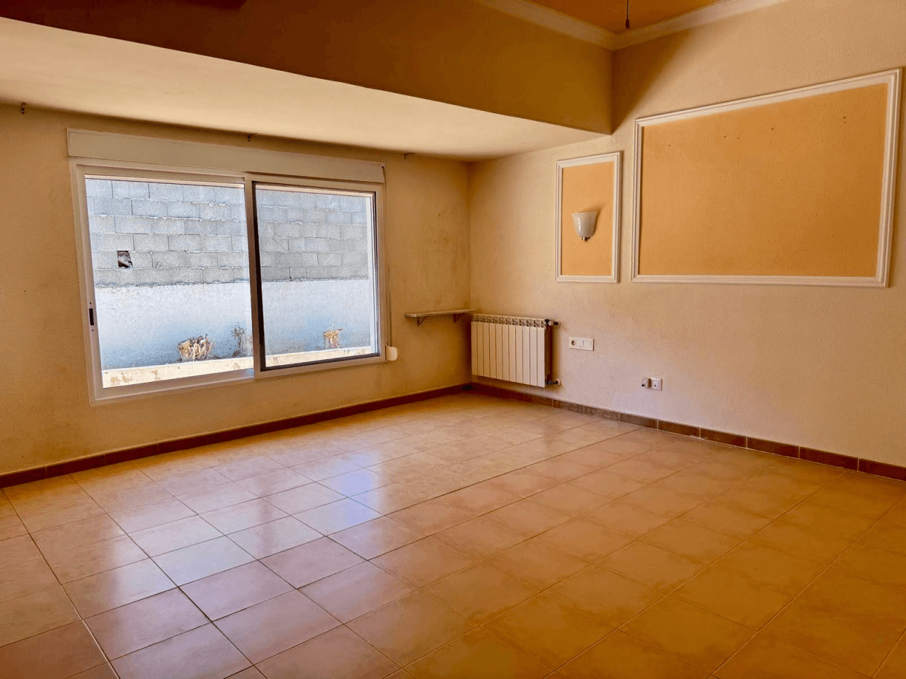 ¡Una auténtica oportunidad con gran potencial en una zona muy demandada!
